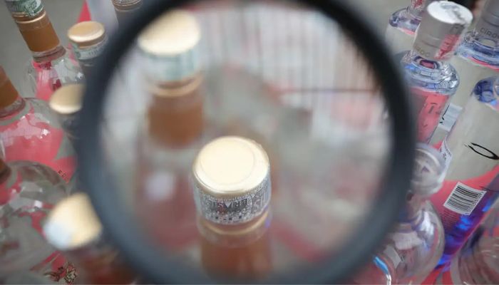  Brasil chega a 16 mortes confirmadas de intoxicação por metanol 